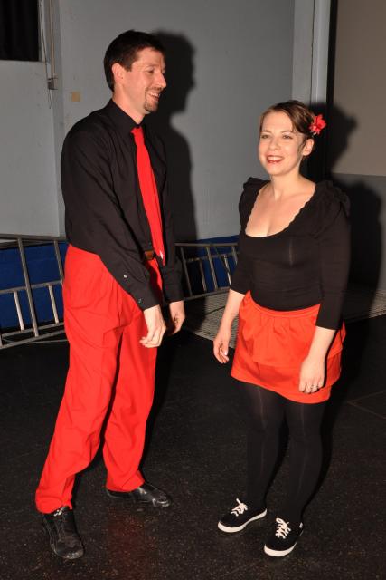 min 2010 11 13 fous swing 194